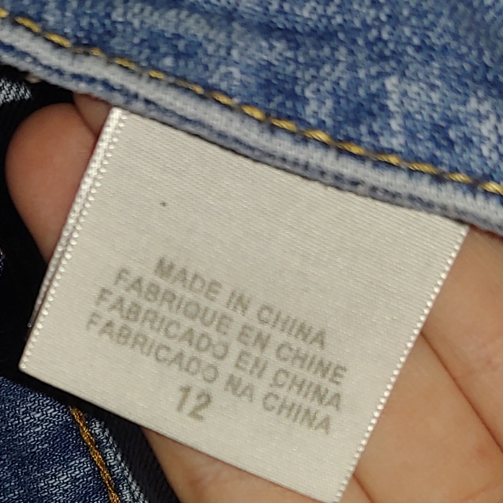 Levi's High Rise Light Washed Jeans - Picture 3 of 4